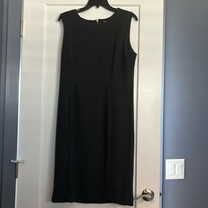 Grey professional dress. Zipper back.